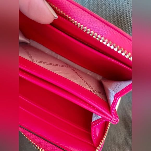 Michael Kors Red Quilted Wallet - Picture 4 of 8